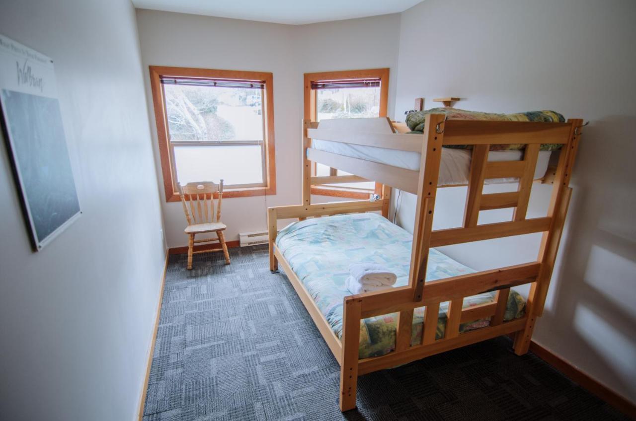 Whalers Guesthouse トフィーノ エクステリア 写真