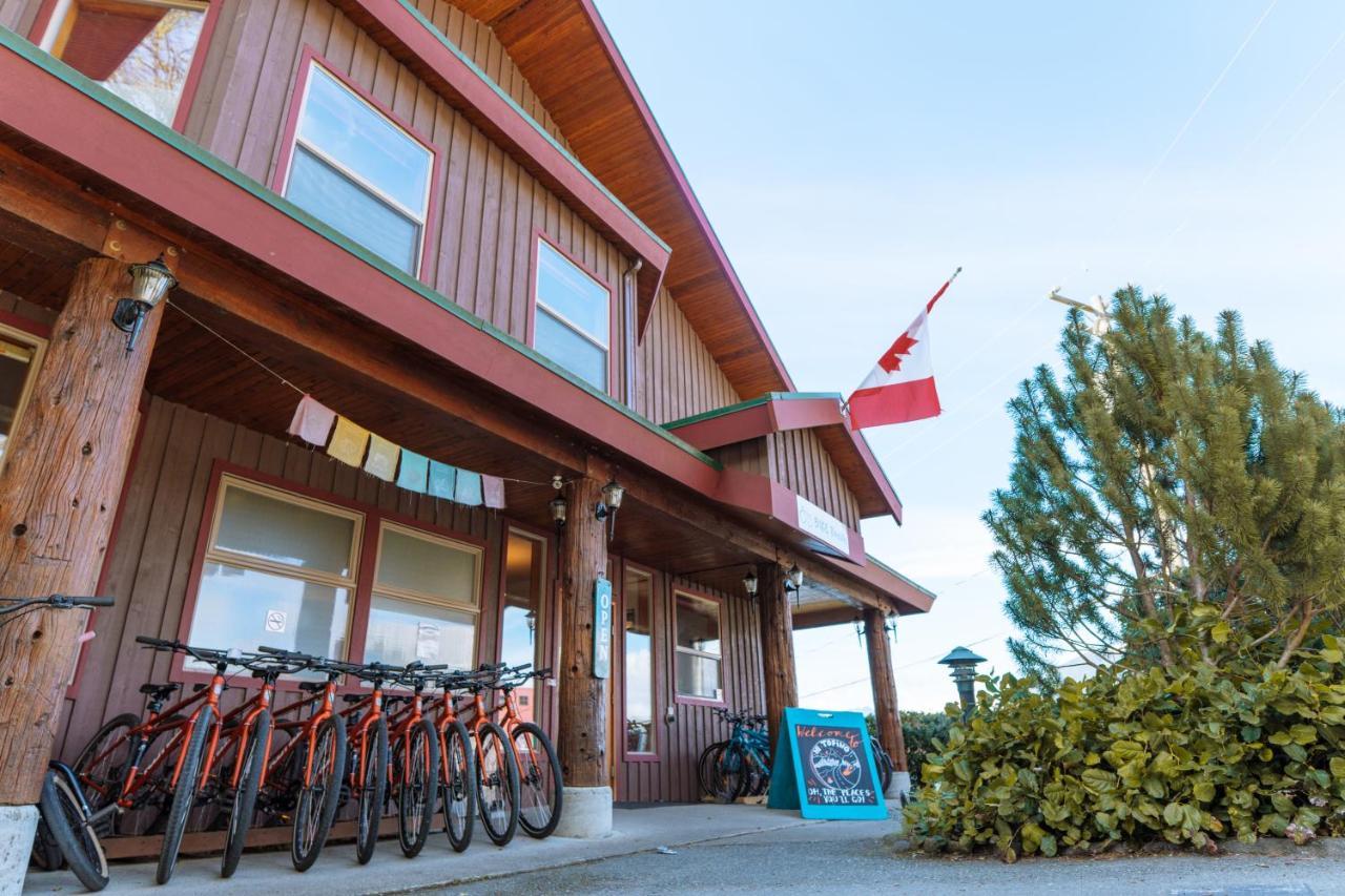 Whalers Guesthouse トフィーノ エクステリア 写真