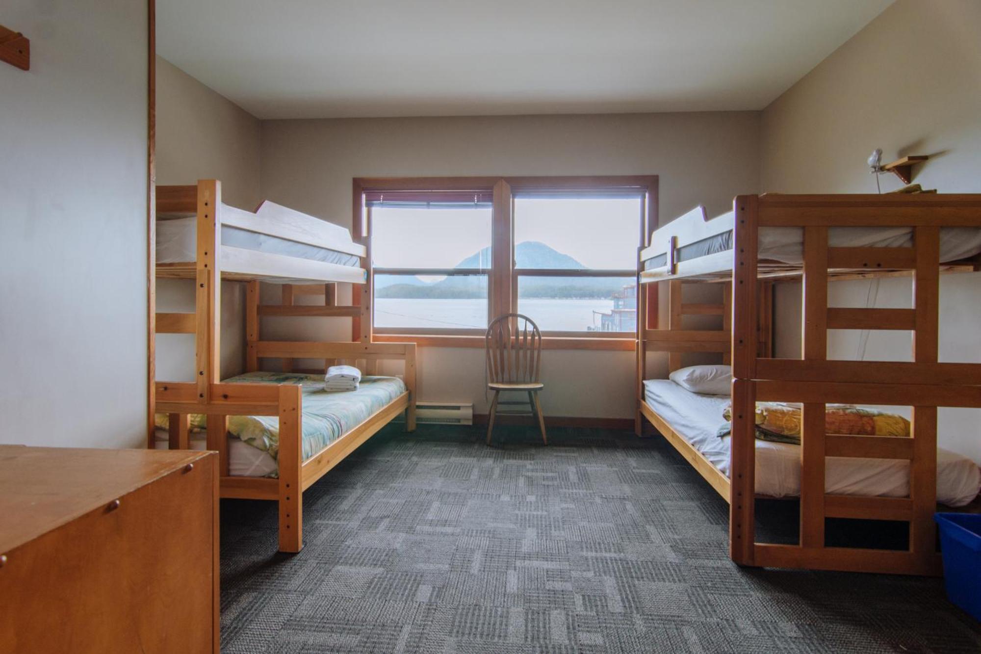 Whalers Guesthouse トフィーノ エクステリア 写真